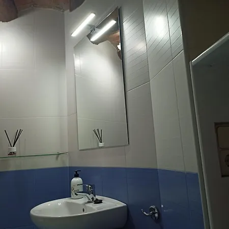 Estudio Con Balcon Plaza Espana דירה